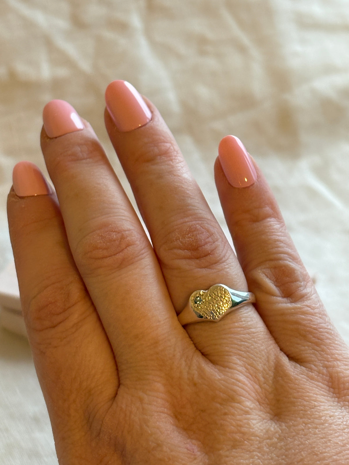 Heart signet ring