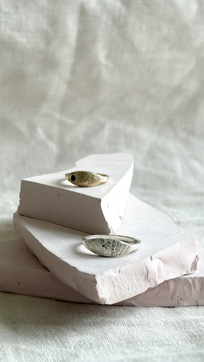 Organic band ring