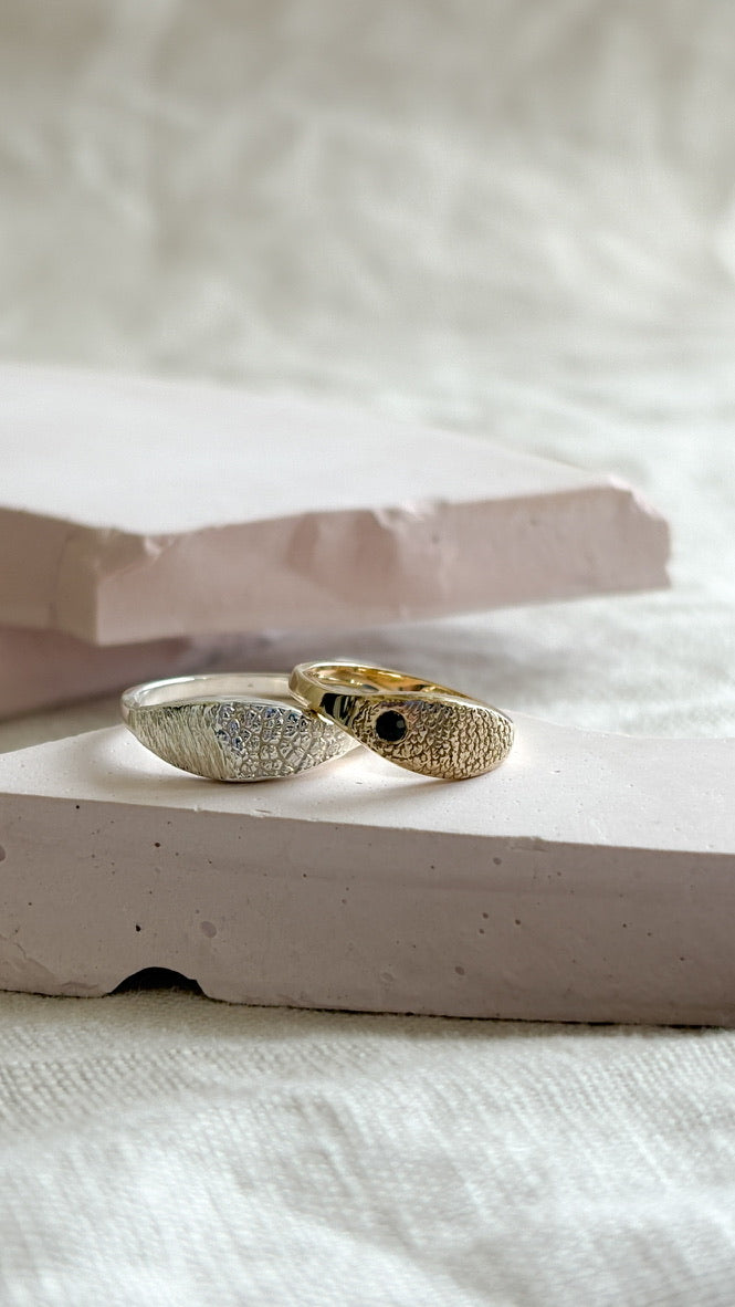 Organic band ring