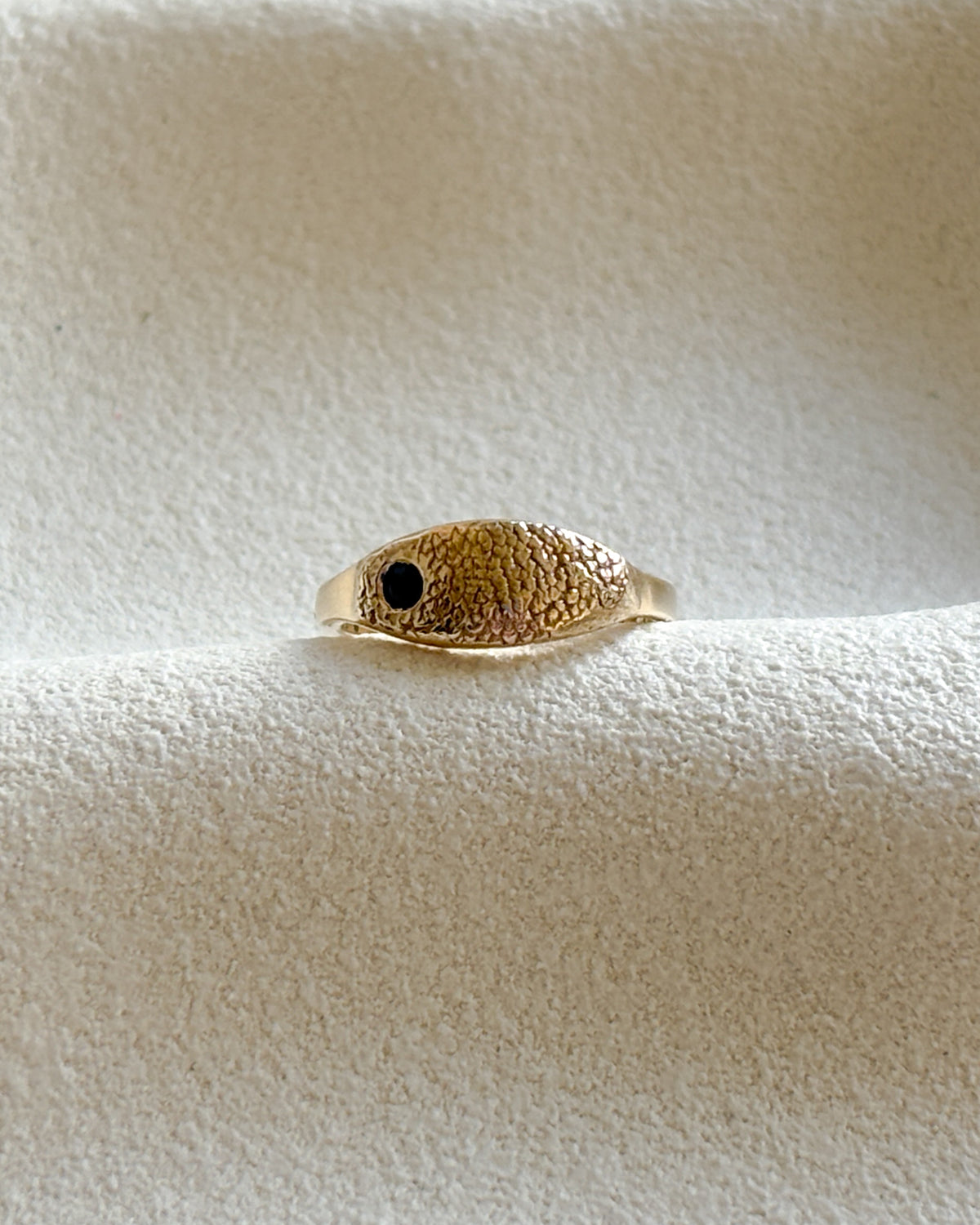Organic band ring